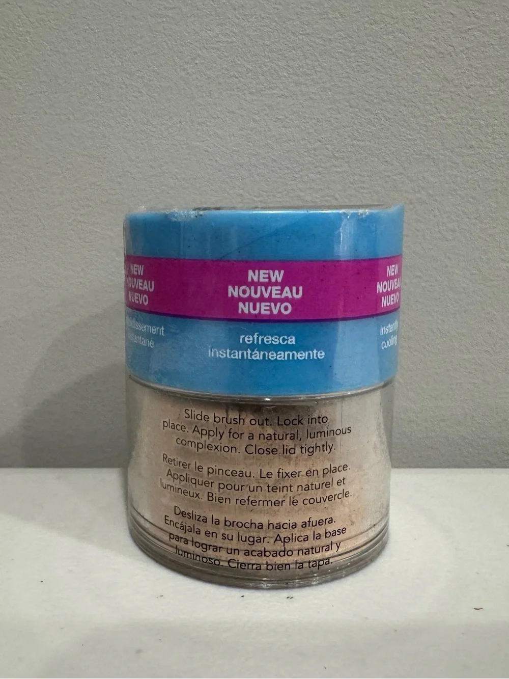 Almay Wake Up Hydrating Makeup 020 Buff Chamois